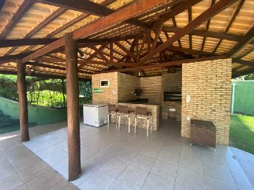Deck com churrasqueira