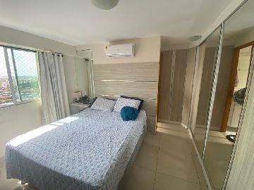 Su�te climatizada, com closet e m�veis projetados