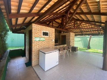 Deck com churrasqueira
