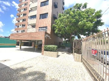 Port�o autom�tico de acesso pela Rua Israel Bezerra