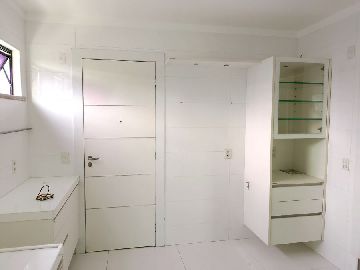 COZINHA AMPLA