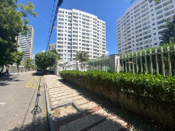 Rua tranquila e de f�cil acesso