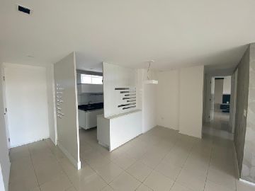 Cozinha com m�veis planejados