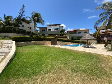 mplo espa�o de lazer