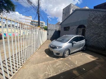 Recuo frontal para estacionamento