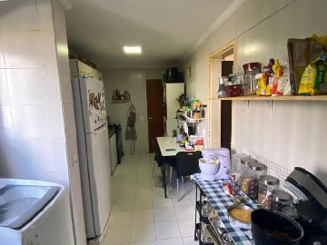 �rea de servi�os