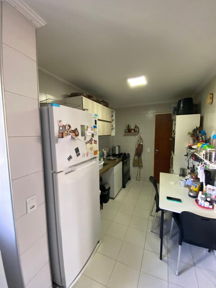 Cozinha com despensa