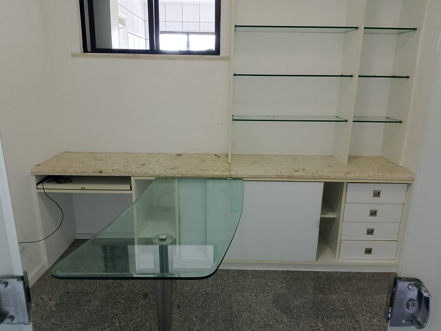 GABINETE COM M�VEIS PLANEJADOS