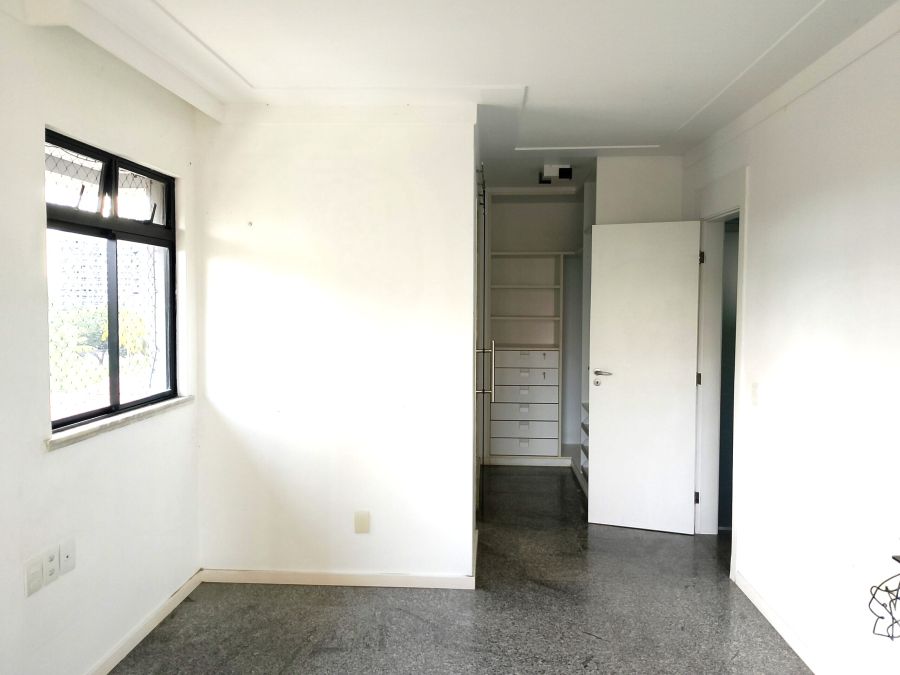 SU�TE MASTER COM CLOSET