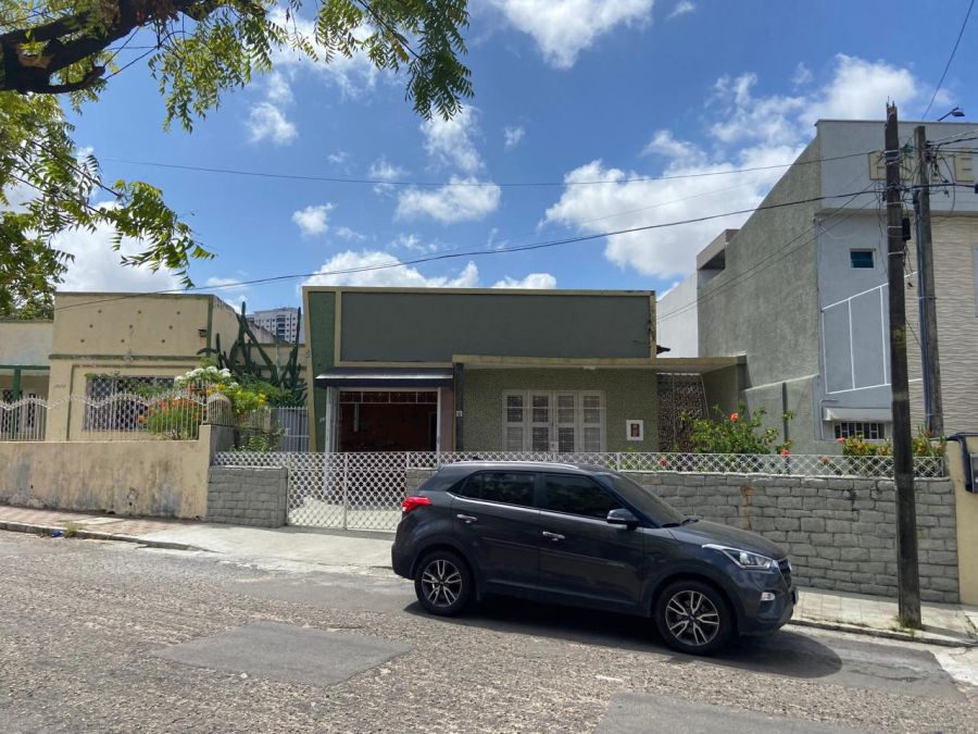 Fachada frontal da casa