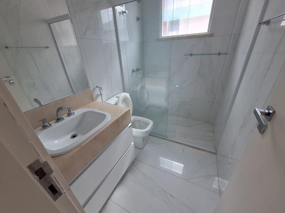 Banheiro da su�te III