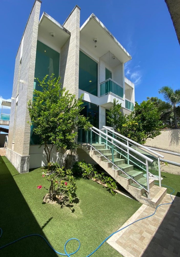 Jardim com entrada social