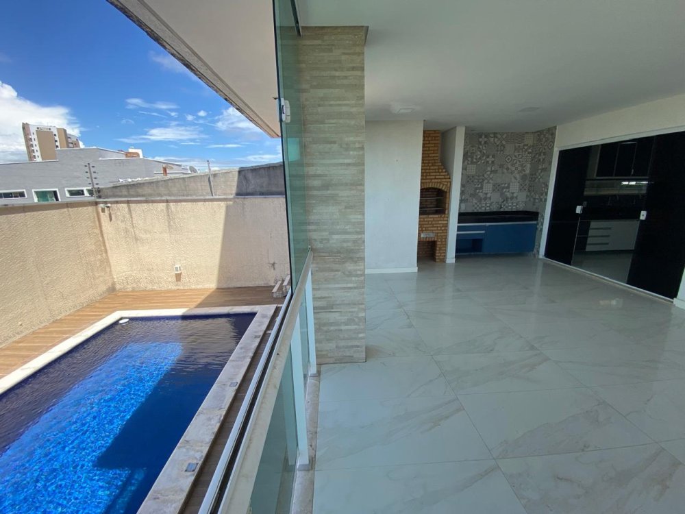 Varanda gourmet ao lado da piscina