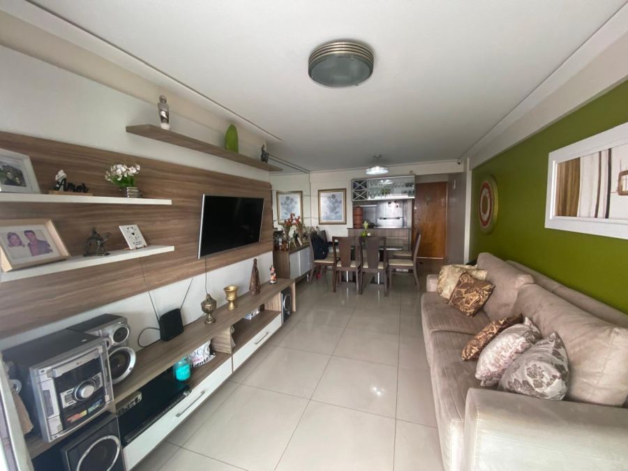 Sala com m�veis planejados