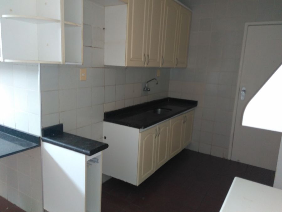 Cozinha com arm�rios