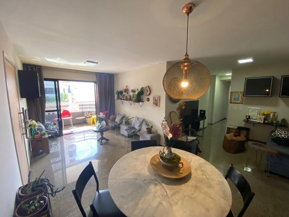 Sala de estar e jantar em L