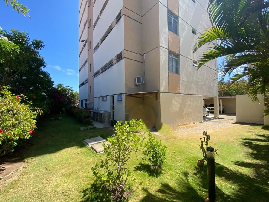 Fachada sul poente - costas do pr�dio