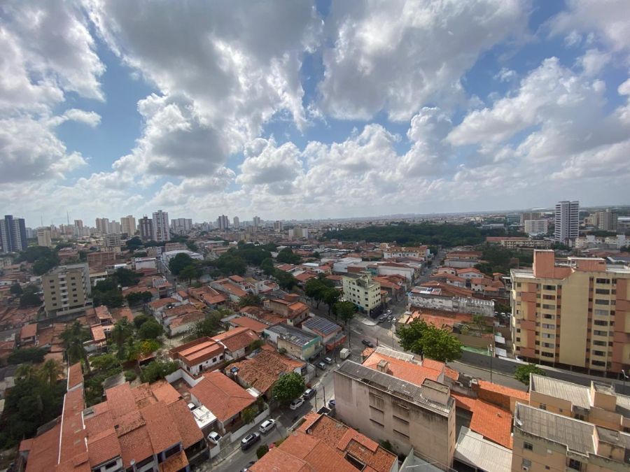Vista nascente do apartamento no 15� andar