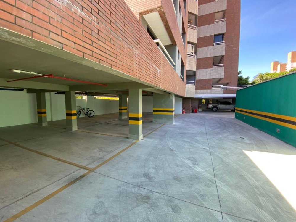 Acesso �s vagas no pilotis