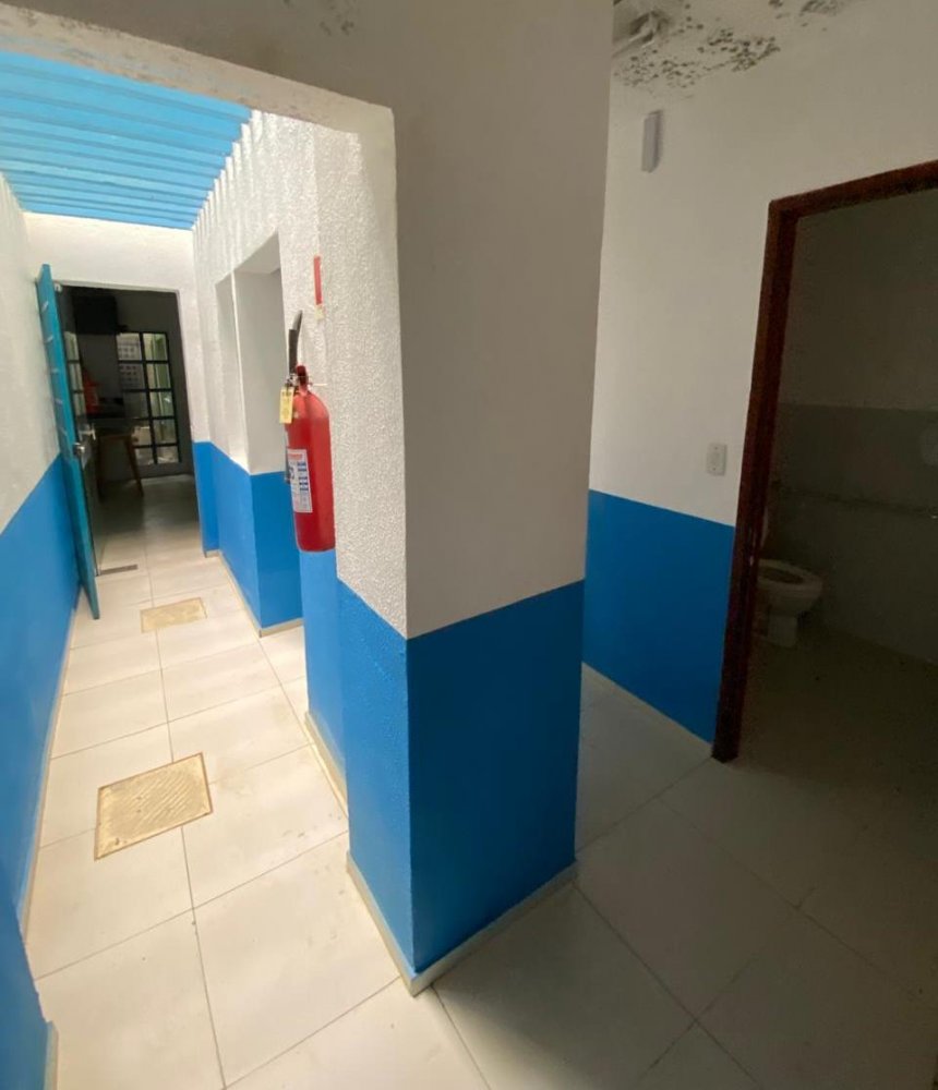 Corredor com ilumina��o natural