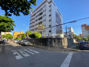 Fachada vista da esquina