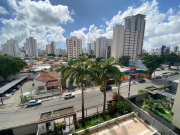 Vista para o nascente de dentro do apartamento