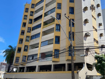 Fachada frontal do prdio