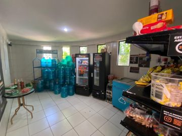 Mini mercado com muita variedade