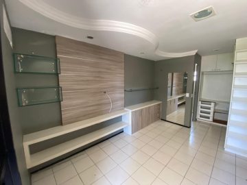 Sute master projetada e com closet