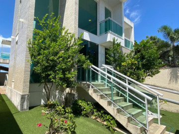 Jardim com entrada social