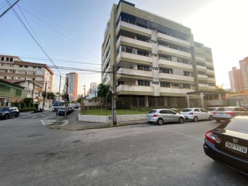 Esquina norte/nascente super bem localizada