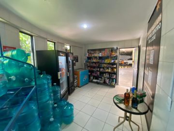 Mini mercado com muita variedade