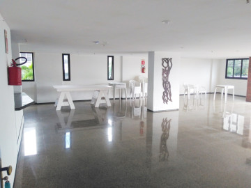 Amplo salo de festas