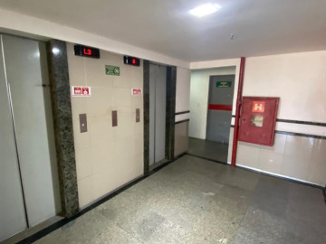 Hall dos elevadores no pavimento da sala (9 andar)